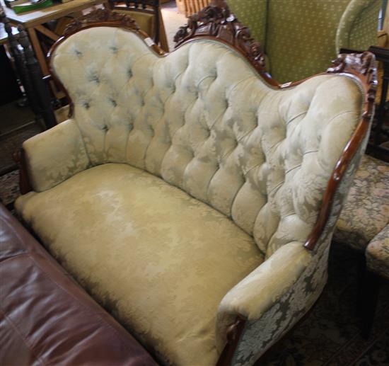 Victorian showwood button back sofa